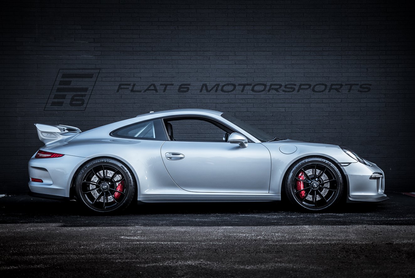 Flat 6 Motorsports Porsche 